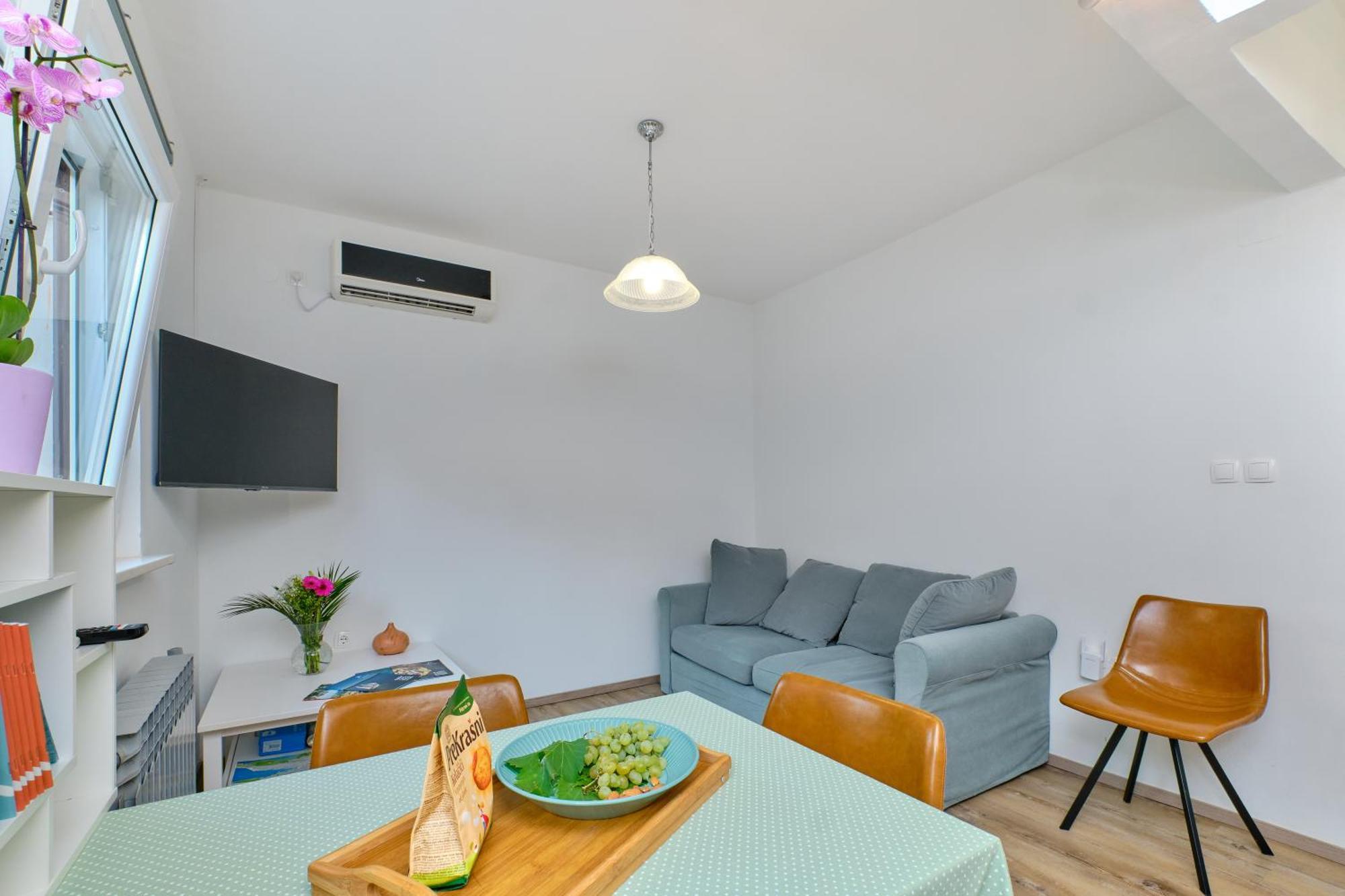 Apartment Pepermint - Iqm Destination Quality Lussingrande Esterno foto